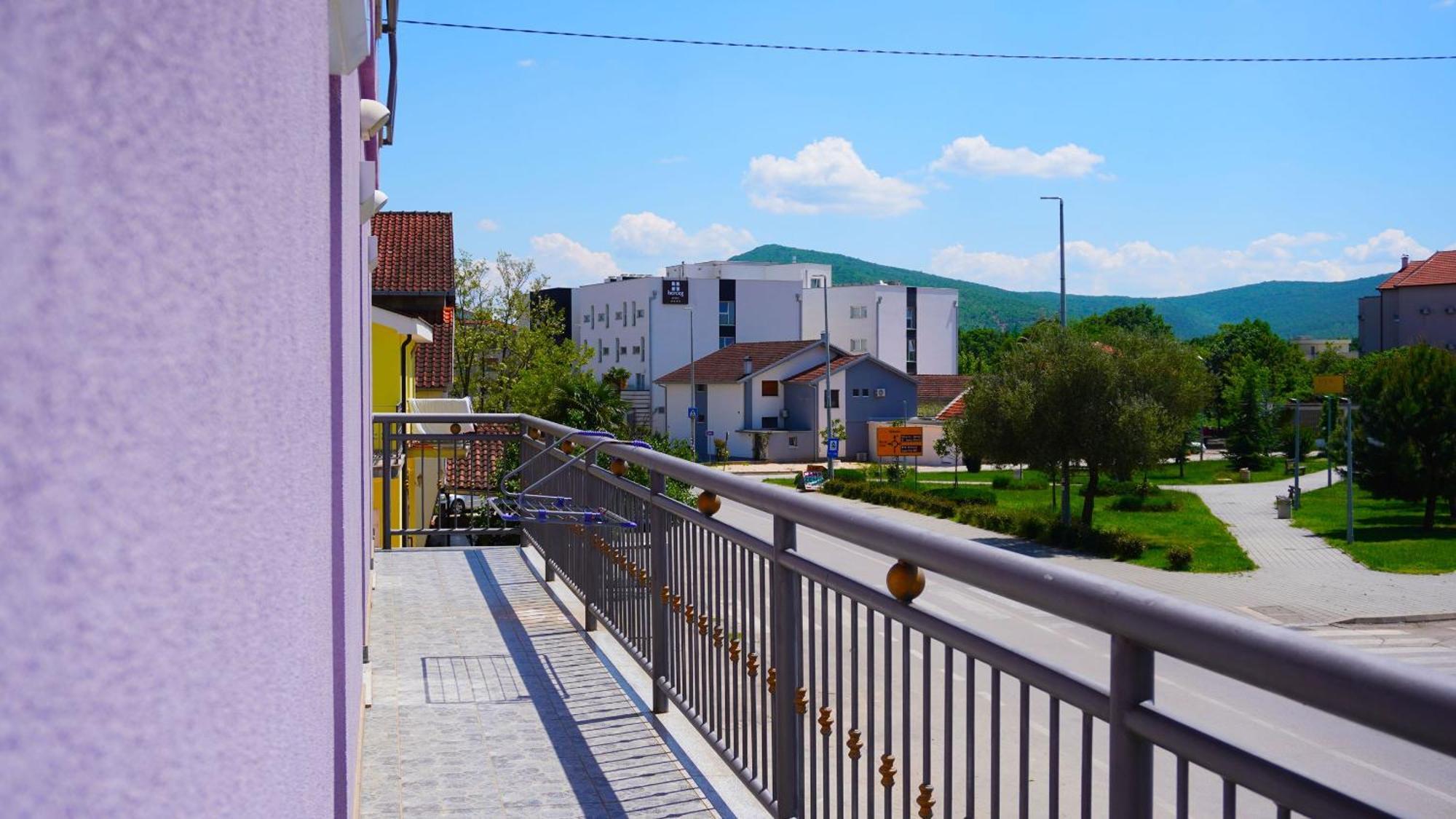 Pansion Viola Hotel Medjugorje Exterior photo